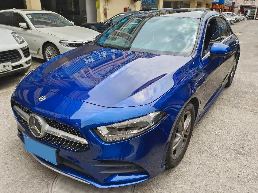 2022 Mercedes-Benz A Class 1.3T 136HP L4 7DCT,autocango,china used car exporter,china ev exporter,chinese used car exporter,chinese used ev exporter
