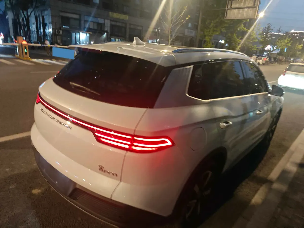 2023 BYD Song Pro 1.5L 110HP L4 E-CVT PHEV 12.9KWH,autocango,china used car exporter,china ev exporter,chinese used car exporter,chinese used ev exporter