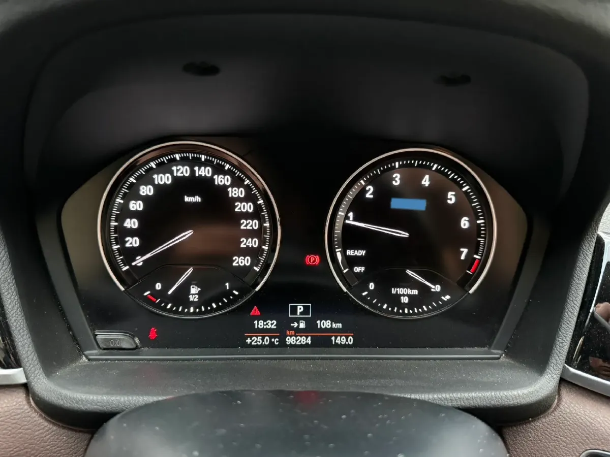 2020 BMW X1 1.5T 140HP L3 7DCT,autocango,china used car exporter,china ev exporter,chinese used car exporter,chinese used ev exporter