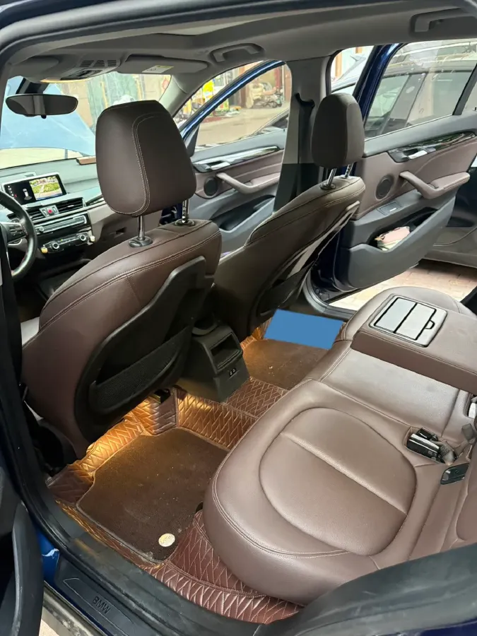 2020 BMW X1 1.5T 140HP L3 7DCT,autocango,china used car exporter,china ev exporter,chinese used car exporter,chinese used ev exporter