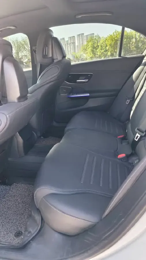 2024 Mercedes-Benz C Class 1.5T 204HP L4 9AT,autocango,china used car exporter,china ev exporter,chinese used car exporter,chinese used ev exporter