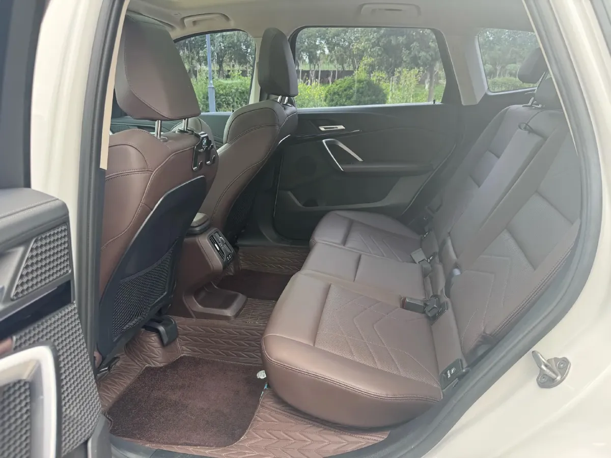 2023 BMW X1 1.5T 156HP L3 7DCT,autocango,china used car exporter,china ev exporter,chinese used car exporter,chinese used ev exporter