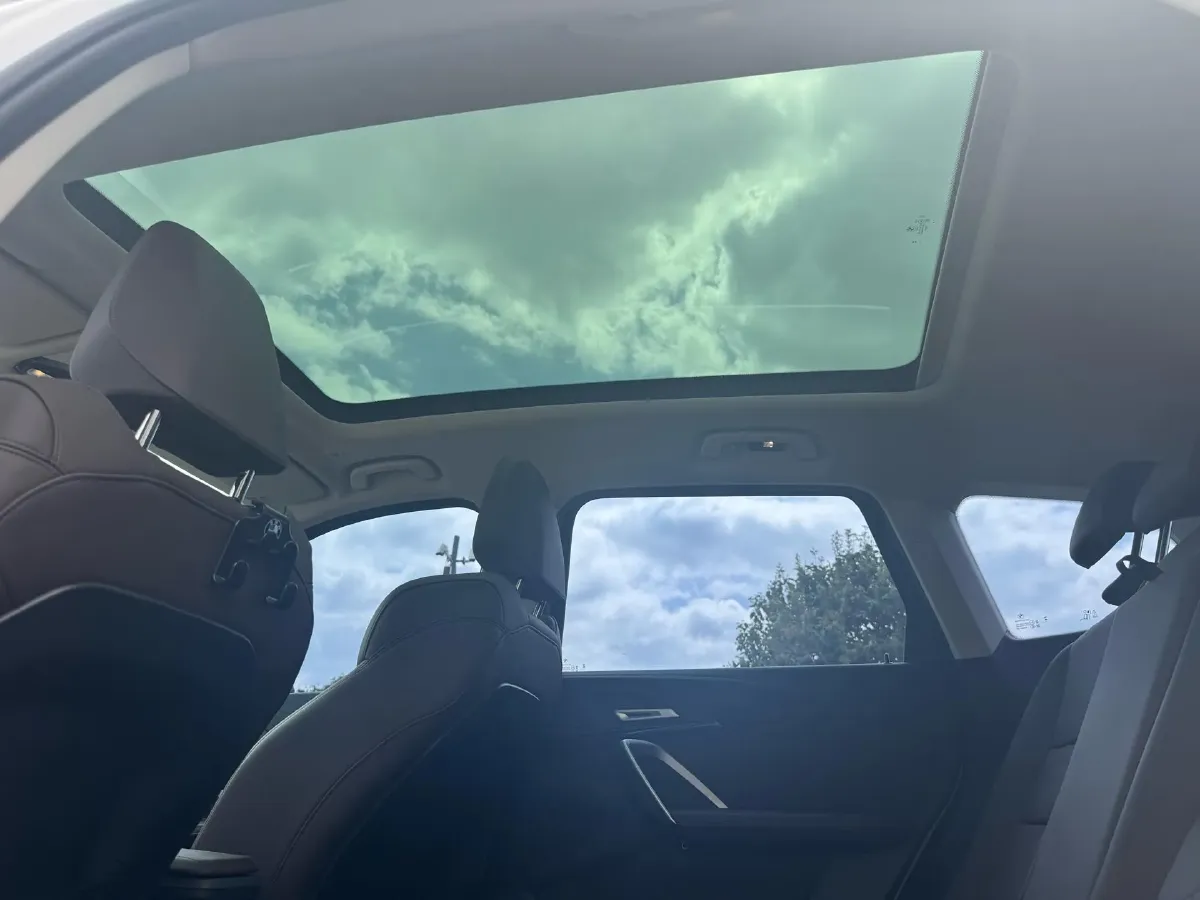 2023 BMW X1 1.5T 156HP L3 7DCT,autocango,china used car exporter,china ev exporter,chinese used car exporter,chinese used ev exporter