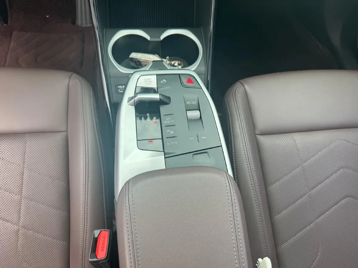 2023 BMW X1 1.5T 156HP L3 7DCT,autocango,china used car exporter,china ev exporter,chinese used car exporter,chinese used ev exporter