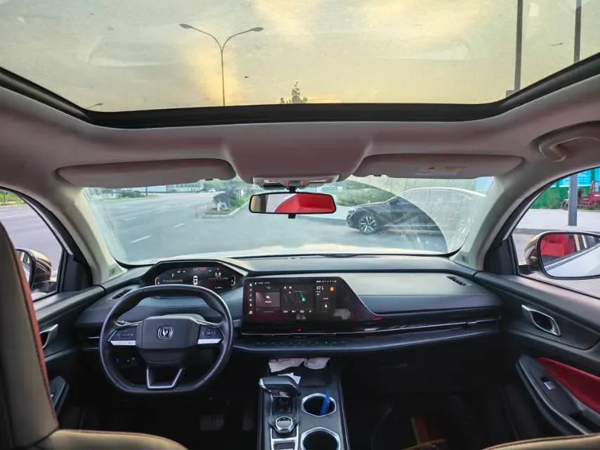 2022 ChangAn Oshan X7 Plus 1.5T 188HP L4 7DCT,autocango,china used car exporter,china ev exporter,chinese used car exporter,chinese used ev exporter