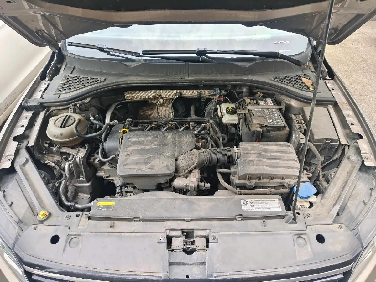 2019 MAXUS T70 2.0T 163HP L4 6AT,autocango,china used car exporter,china ev exporter,chinese used car exporter,chinese used ev exporter