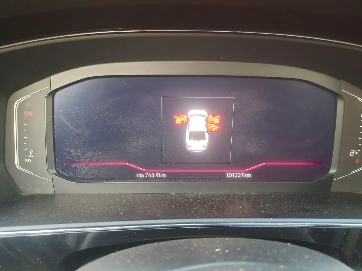 2019 Volvo V40 1.5T 152HP L4 6AT,autocango,china used car exporter,china ev exporter,chinese used car exporter,chinese used ev exporter