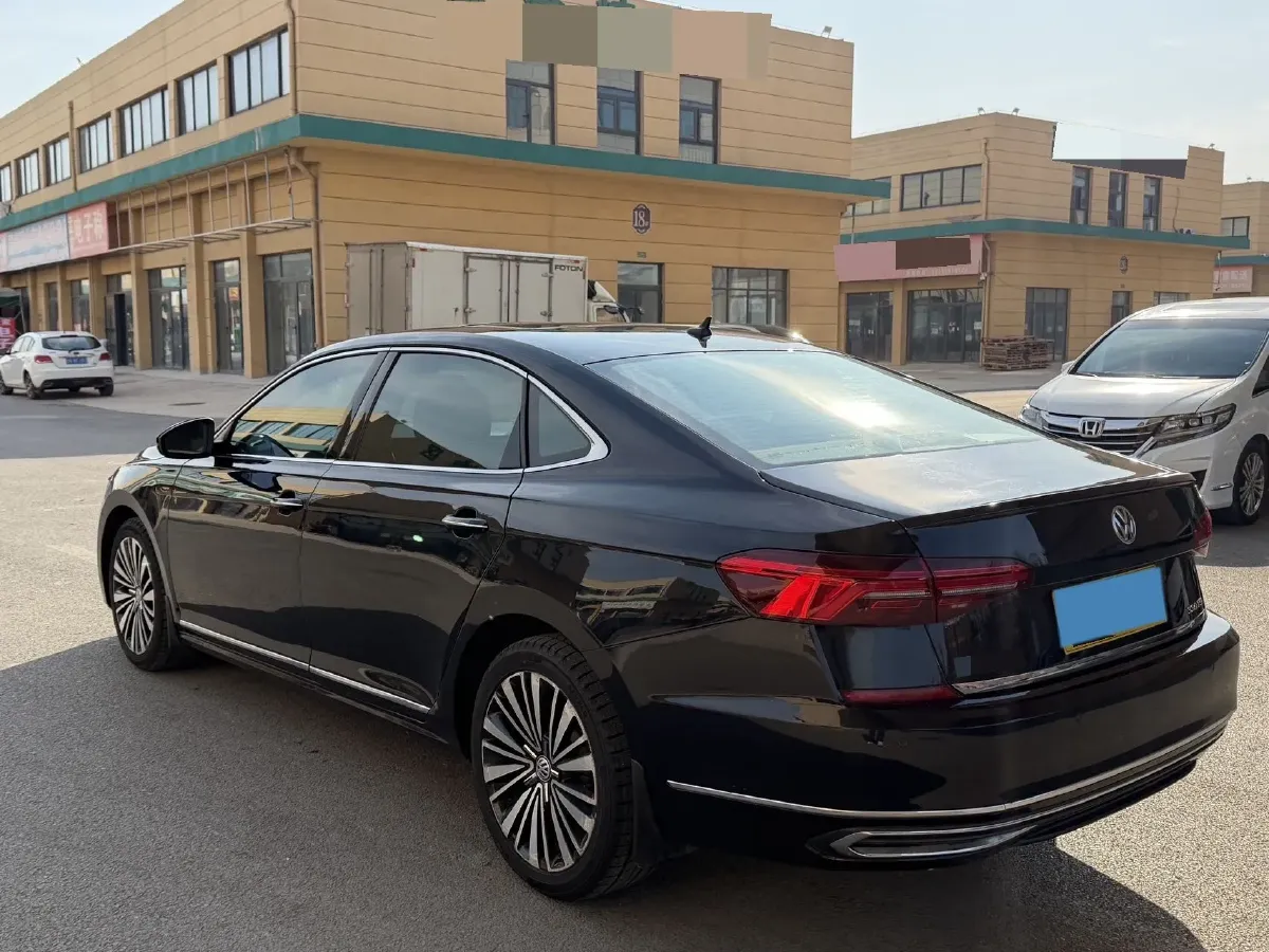 2019 Volvo V40 1.5T 152HP L4 6AT,autocango,china used car exporter,china ev exporter,chinese used car exporter,chinese used ev exporter