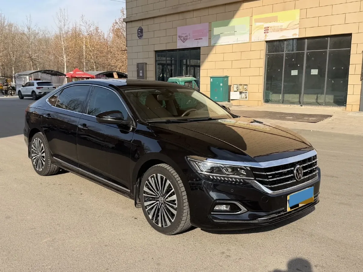 2019 Volvo V40 1.5T 152HP L4 6AT,autocango,china used car exporter,china ev exporter,chinese used car exporter,chinese used ev exporter