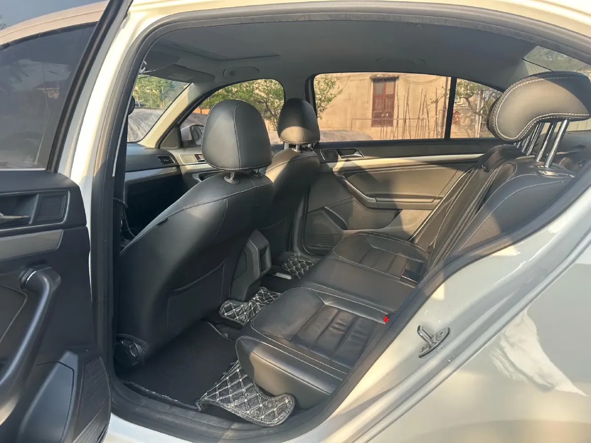 2018 Volkswagen Lavida 1.2T 116HP L4 7DCT,autocango,china used car exporter,china ev exporter,chinese used car exporter,chinese used ev exporter