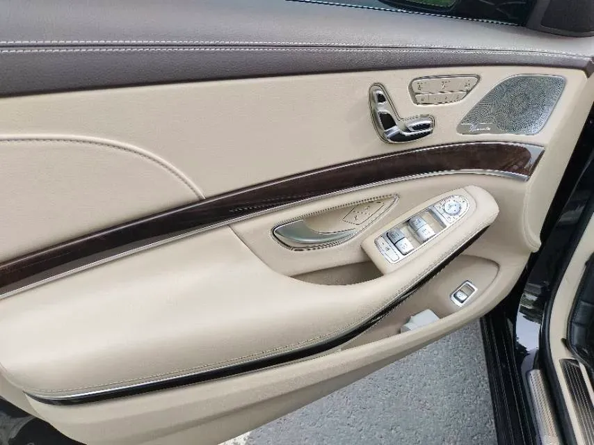 2020 Mercedes-Benz S Class 3.0T 299HP L6 9AT,autocango,china used car exporter,china ev exporter,chinese used car exporter,chinese used ev exporter