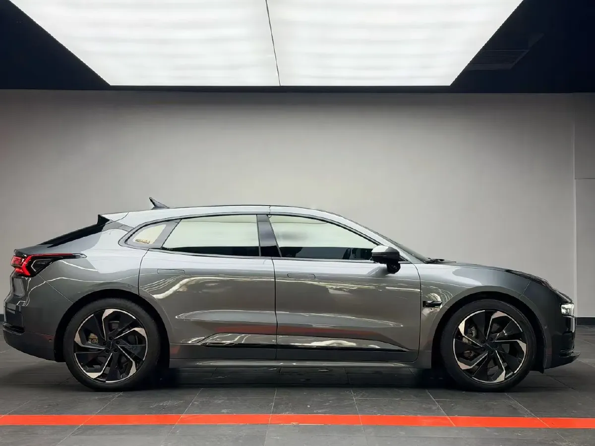 2022 Zeekr 001 BEV 100KWH,autocango,china used car exporter,china ev exporter,chinese used car exporter,chinese used ev exporter