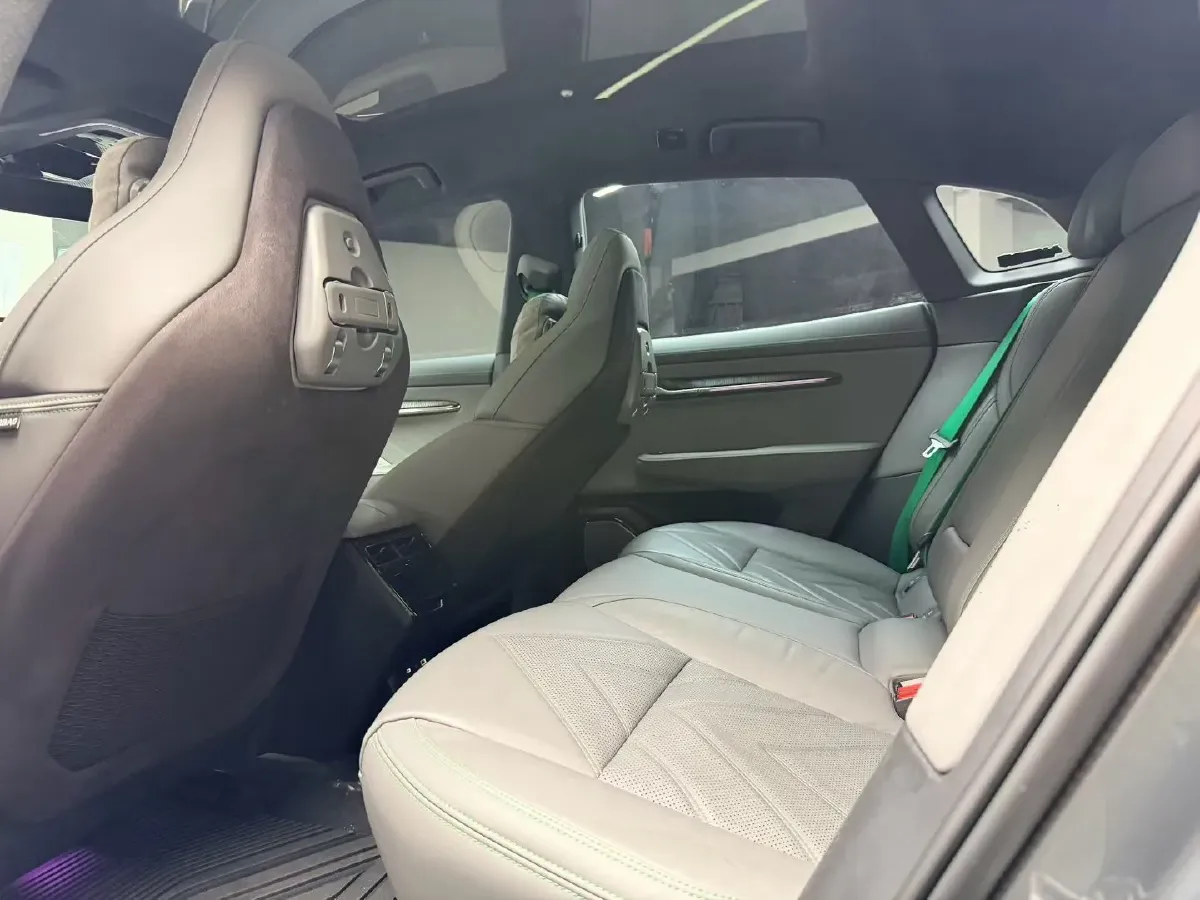 2022 Zeekr 001 BEV 100KWH,autocango,china used car exporter,china ev exporter,chinese used car exporter,chinese used ev exporter