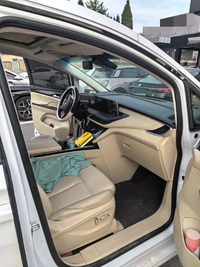 2022 Buick GL8 2.0T 237HP L4 9AT,autocango,china used car exporter,china ev exporter,chinese used car exporter,chinese used ev exporter