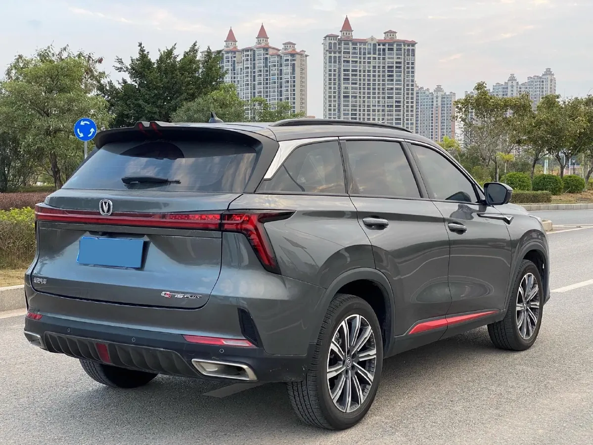 2022 ChangAn CS75 Plus 1.5T 188HP L4 8AT,autocango,china used car exporter,china ev exporter,chinese used car exporter,chinese used ev exporter