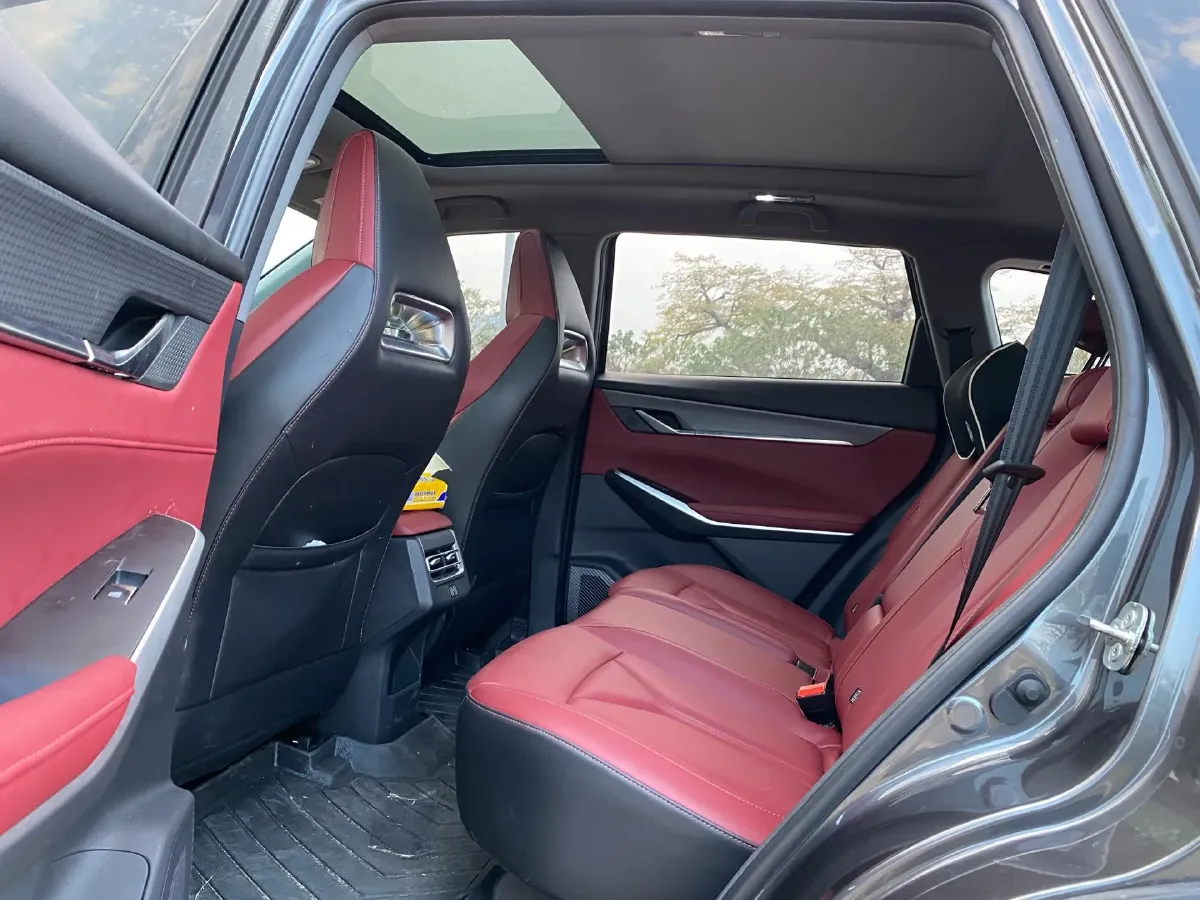 2022 ChangAn CS75 Plus 1.5T 188HP L4 8AT,autocango,china used car exporter,china ev exporter,chinese used car exporter,chinese used ev exporter