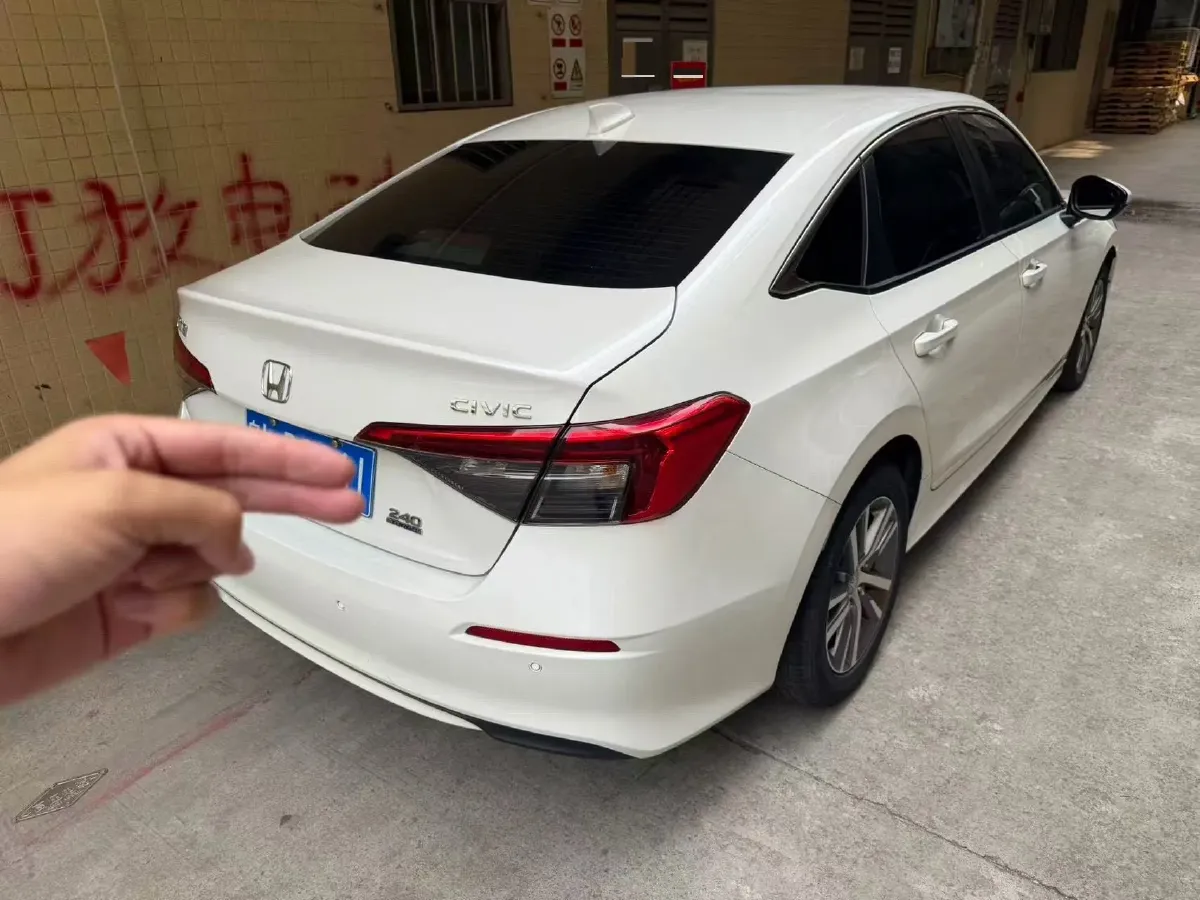 2023 Honda Civic 1.5T 182HP L4 CVT,autocango,china used car exporter,china ev exporter,chinese used car exporter,chinese used ev exporter