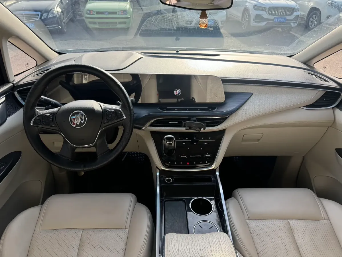 2022 Buick GL8 2.0T 237HP L4 9AT,autocango,china used car exporter,china ev exporter,chinese used car exporter,chinese used ev exporter