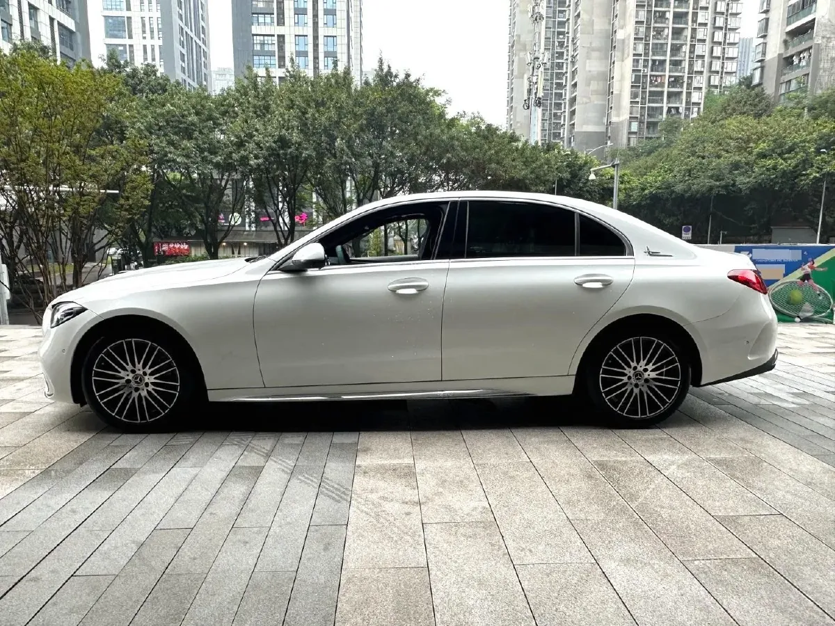 2025 Mercedes-Benz C Class 1.5T 204HP L4 9AT,autocango,china used car exporter,china ev exporter,chinese used car exporter,chinese used ev exporter