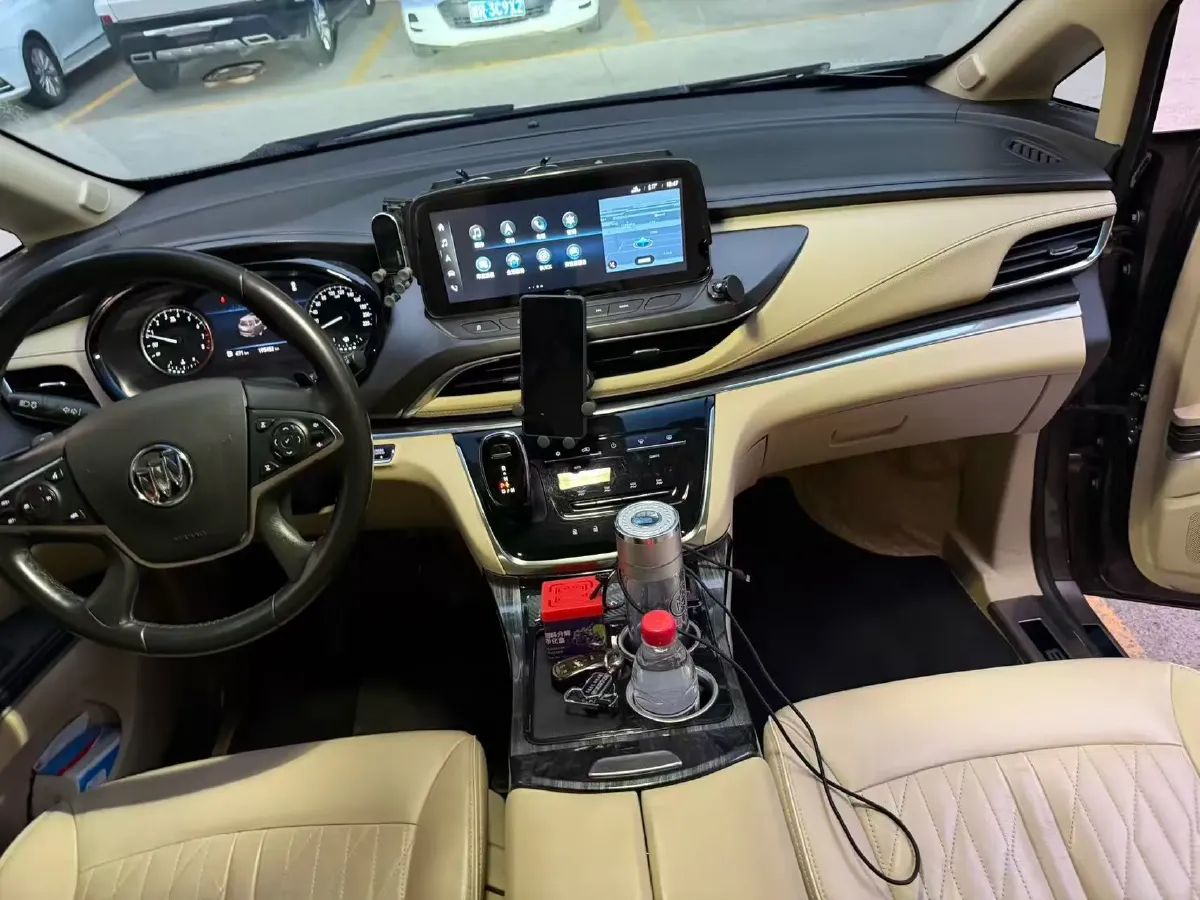 2023 Buick GL8 2.0T 237HP L4 9AT,autocango,china used car exporter,china ev exporter,chinese used car exporter,chinese used ev exporter