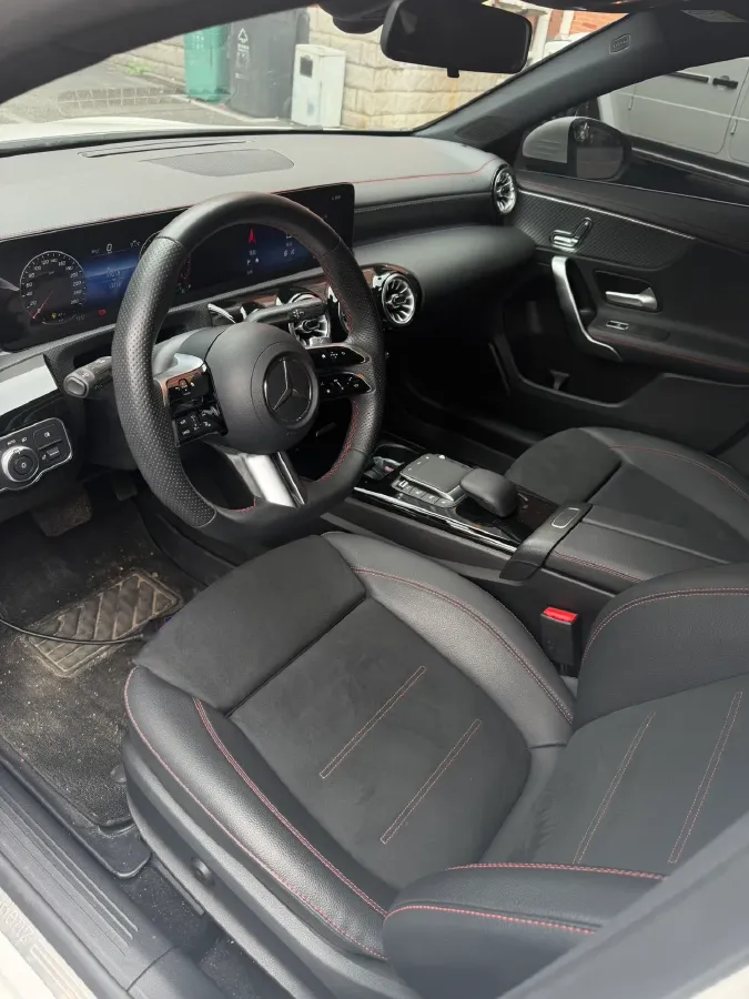 2024 Mercedes-Benz A Class 1.3T 163HP L4 7DCT,autocango,china used car exporter,china ev exporter,chinese used car exporter,chinese used ev exporter