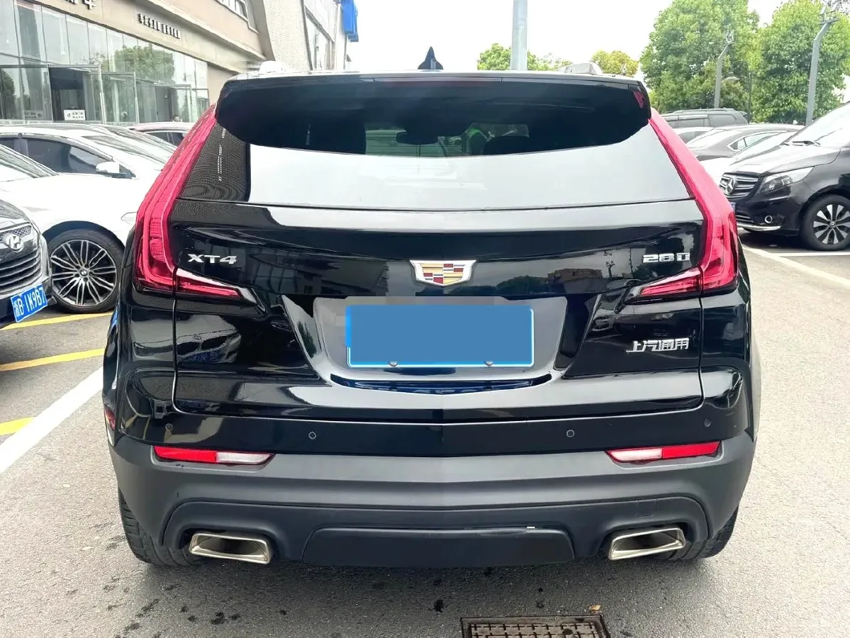 2021 Cadillac XT4 2.0T 237HP L4 9AT,autocango,china used car exporter,china ev exporter,chinese used car exporter,chinese used ev exporter