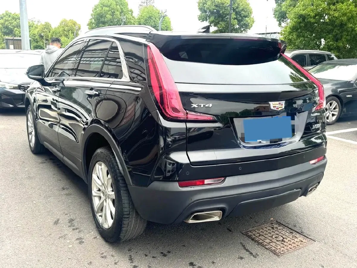 2021 Cadillac XT4 2.0T 237HP L4 9AT,autocango,china used car exporter,china ev exporter,chinese used car exporter,chinese used ev exporter