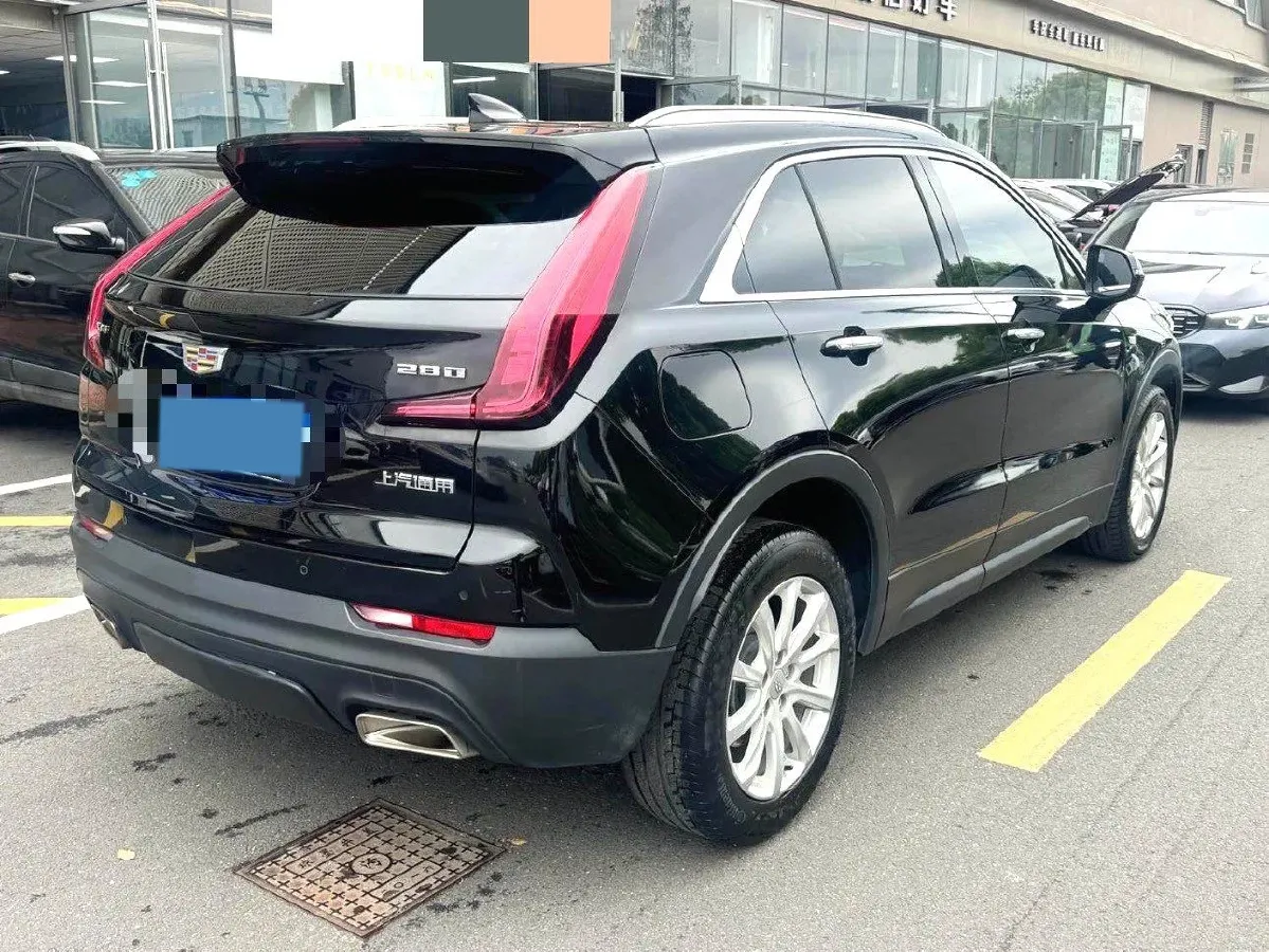 2021 Cadillac XT4 2.0T 237HP L4 9AT,autocango,china used car exporter,china ev exporter,chinese used car exporter,chinese used ev exporter