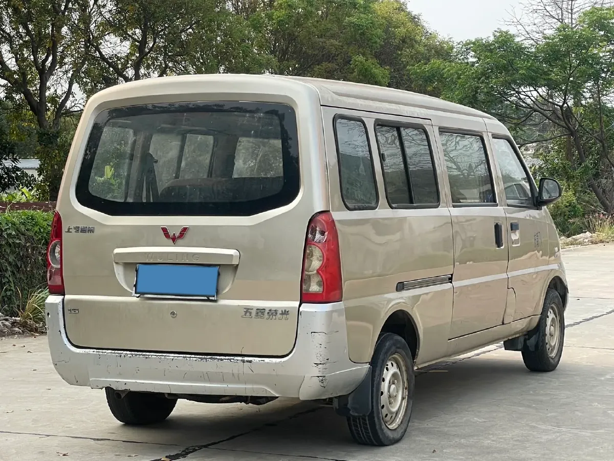 2012 WuLing RongGuang 1.5L 107HP L4 5MT,autocango,china used car exporter,china ev exporter,chinese used car exporter,chinese used ev exporter