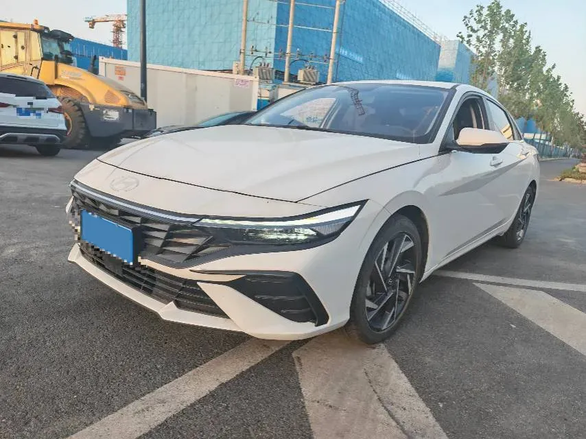 2023 Hyundai Elantra 1.5L 115HP L4 CVT,autocango,china used car exporter,china ev exporter,chinese used car exporter,chinese used ev exporter