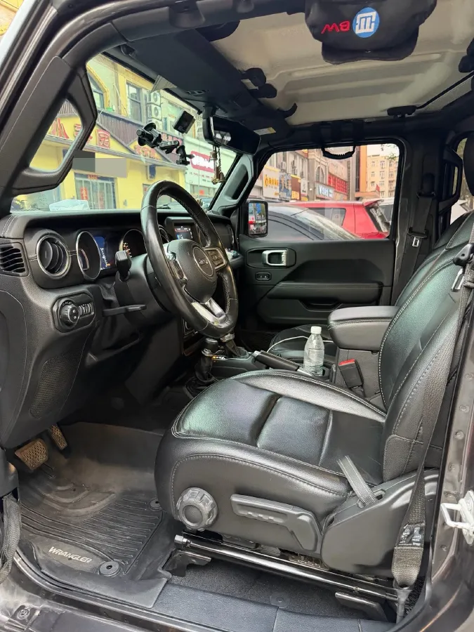 2019 Jeep Wrangler 2.0T 266HP L4 8AT,autocango,china used car exporter,china ev exporter,chinese used car exporter,chinese used ev exporter