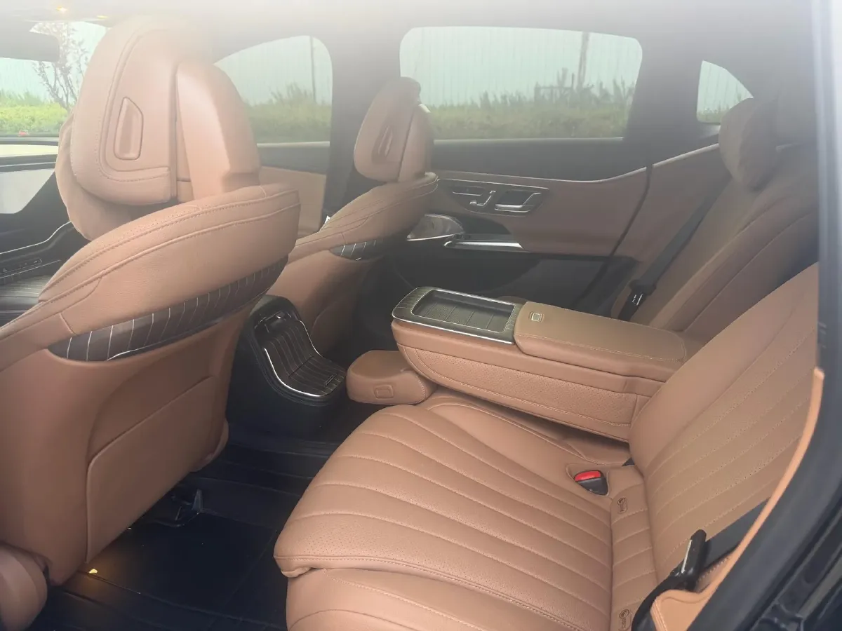 2024 Mercedes-Benz E Class 2.0T 258HP L4 9AT,autocango,china used car exporter,china ev exporter,chinese used car exporter,chinese used ev exporter
