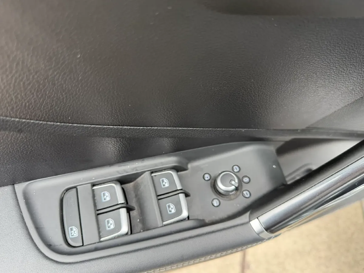 2022 Audi Q2L 1.4T 150HP L4 7DCT,autocango,china used car exporter,china ev exporter,chinese used car exporter,chinese used ev exporter