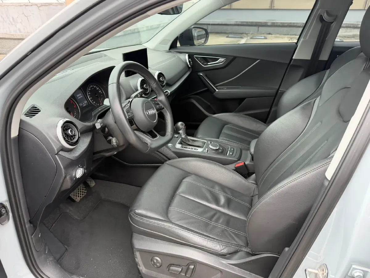 2022 Audi Q2L 1.4T 150HP L4 7DCT,autocango,china used car exporter,china ev exporter,chinese used car exporter,chinese used ev exporter