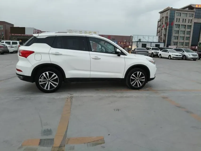 2017 GAC Trumpchi GS4 1.5T 152HP L4 5MT,autocango,china used car exporter,china ev exporter,chinese used car exporter,chinese used ev exporter