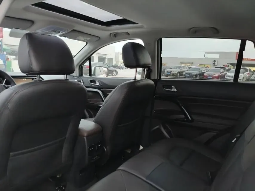 2017 GAC Trumpchi GS4 1.5T 152HP L4 5MT,autocango,china used car exporter,china ev exporter,chinese used car exporter,chinese used ev exporter