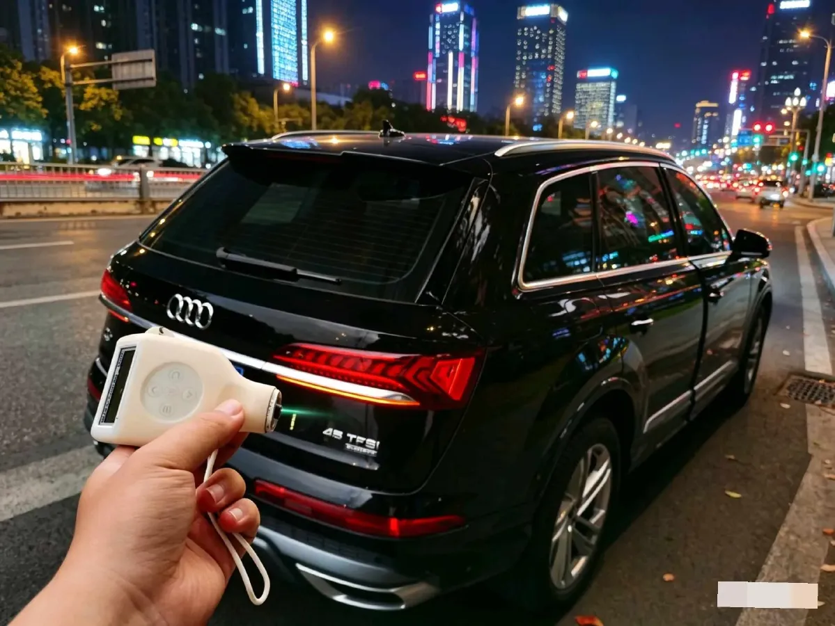 2023 Audi Q7 2.0T 265HP L4 8AT,autocango,china used car exporter,china ev exporter,chinese used car exporter,chinese used ev exporter