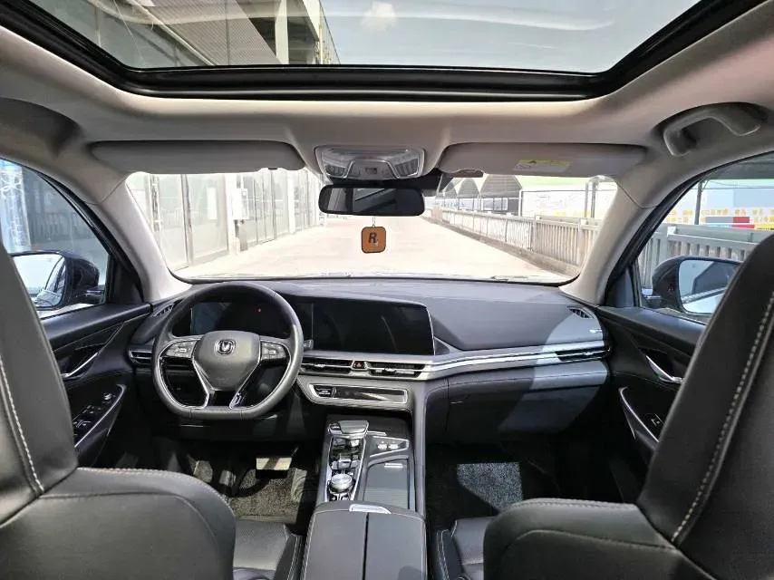 2020 ChangAn CS75 Plus 2.0T 233HP L4 8AT,autocango,china used car exporter,china ev exporter,chinese used car exporter,chinese used ev exporter