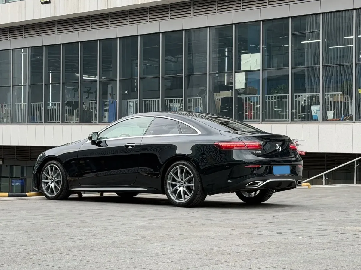 2023 Mercedes-Benz E Class 2.0T 197HP L4 9AT,autocango,china used car exporter,china ev exporter,chinese used car exporter,chinese used ev exporter