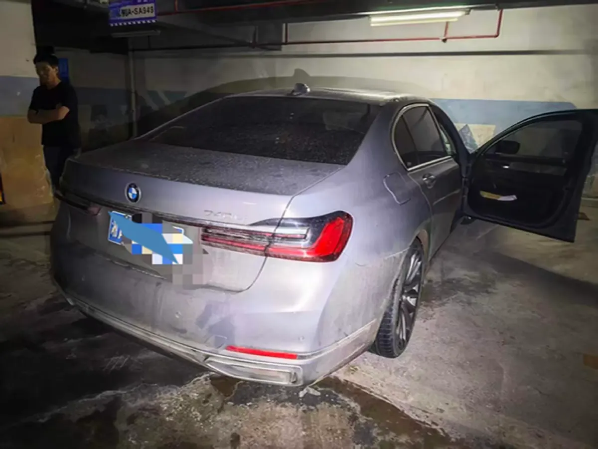 2019 BMW 7 Series 3.0T 340HP L6 8AT,autocango,china used car exporter,china ev exporter,chinese used car exporter,chinese used ev exporter