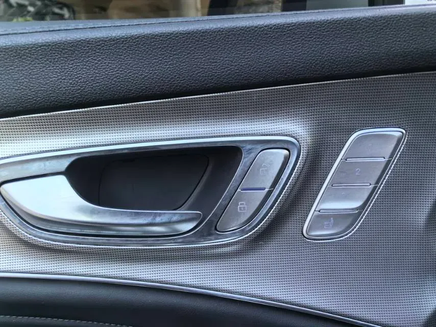 2019 Roewe RX5 MAX 1.5T 173HP L4 6AT,autocango,china used car exporter,china ev exporter,chinese used car exporter,chinese used ev exporter