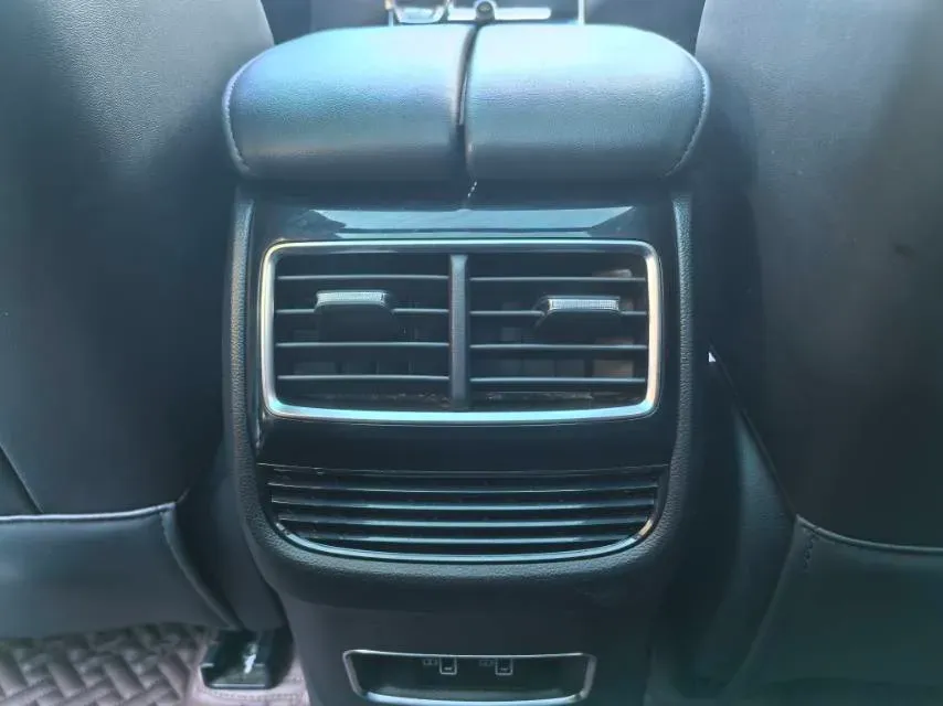 2019 Roewe RX5 MAX 1.5T 173HP L4 6AT,autocango,china used car exporter,china ev exporter,chinese used car exporter,chinese used ev exporter