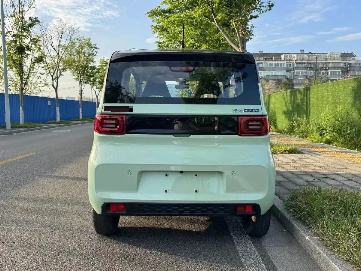 2020 WuLing HongGuang MINI EV BEV 9KWH,autocango,china used car exporter,china ev exporter,chinese used car exporter,chinese used ev exporter