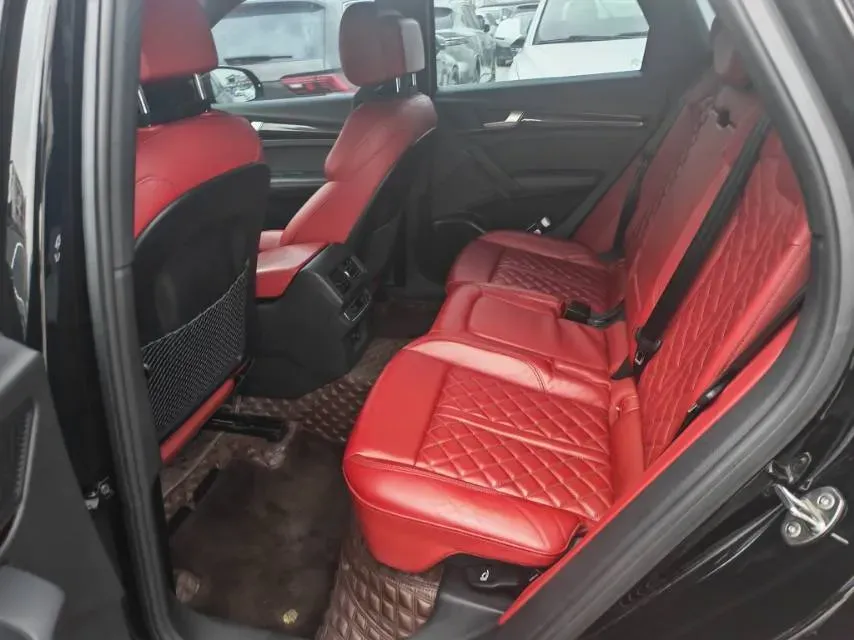 2021 Audi SQ5 3.0T 354HP V6 8AT,autocango,china used car exporter,china ev exporter,chinese used car exporter,chinese used ev exporter