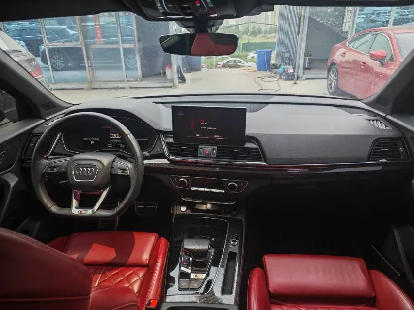 2021 Audi SQ5 3.0T 354HP V6 8AT,autocango,china used car exporter,china ev exporter,chinese used car exporter,chinese used ev exporter