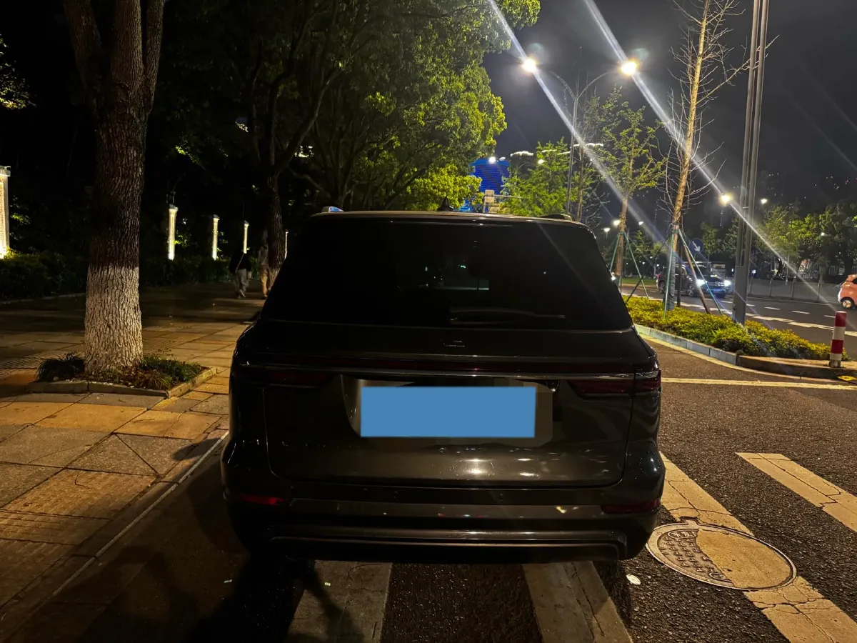 2021 Li ONE Range Extended 131HP REEV 40.5KWH,autocango,china used car exporter,china ev exporter,chinese used car exporter,chinese used ev exporter