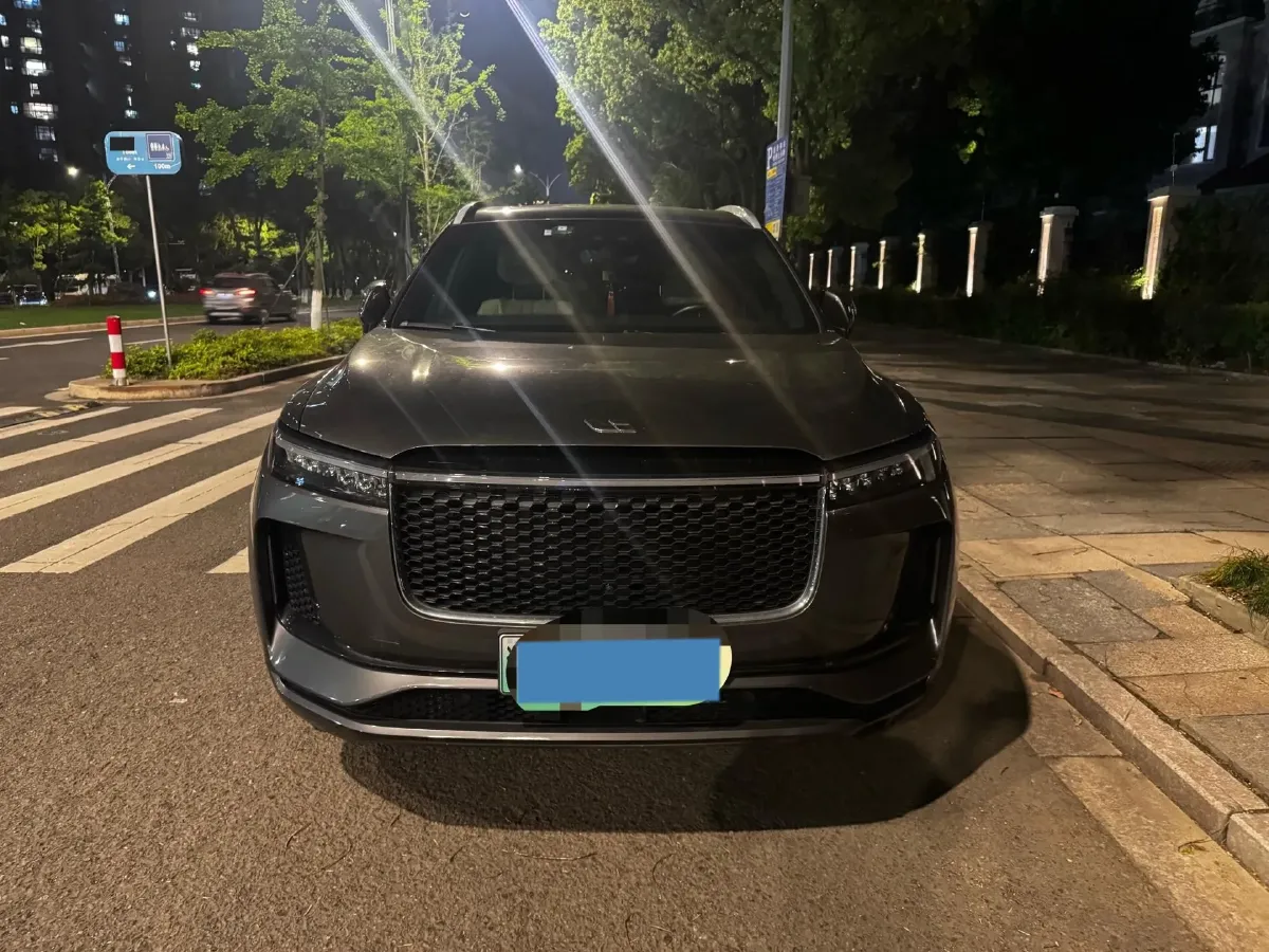 2021 Li ONE Range Extended 131HP REEV 40.5KWH,autocango,china used car exporter,china ev exporter,chinese used car exporter,chinese used ev exporter