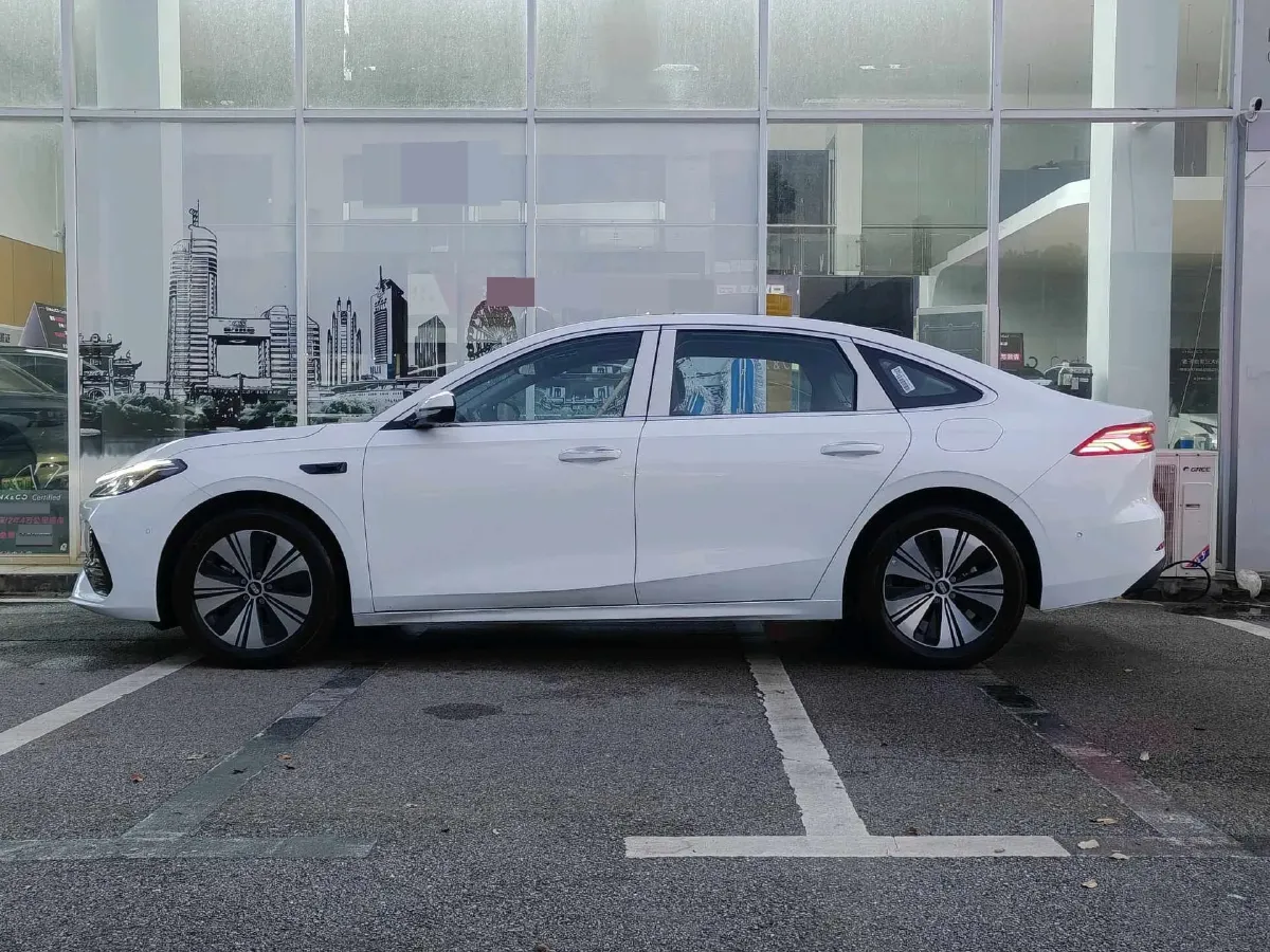 2025 Geely Galaxy A7 1.5L 112HP L4 1DHT PHEV,autocango,china used car exporter,china ev exporter,chinese used car exporter,chinese used ev exporter