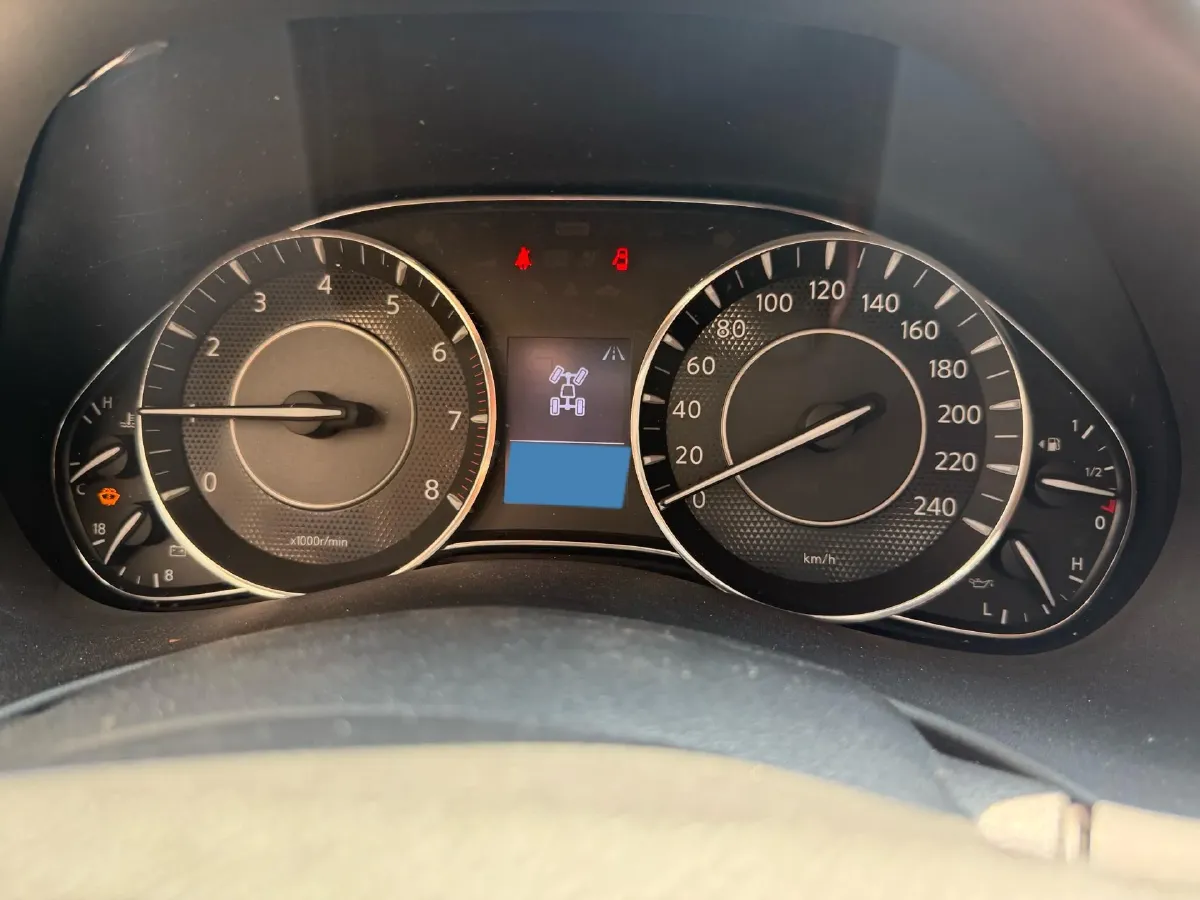 2018 Nissan Patrol 4.0L 279HP V6 7AT,autocango,china used car exporter,china ev exporter,chinese used car exporter,chinese used ev exporter