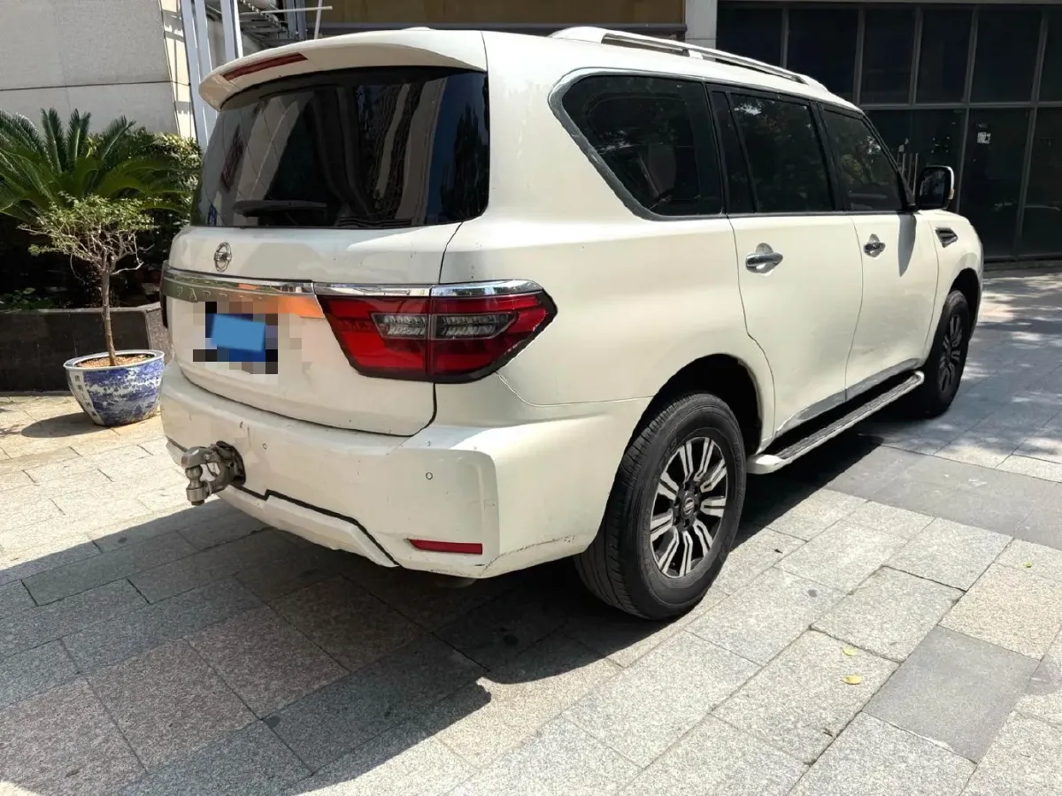 2018 Nissan Patrol 4.0L 279HP V6 7AT,autocango,china used car exporter,china ev exporter,chinese used car exporter,chinese used ev exporter